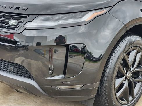 Used 2025 Land Rover Range Rover Evoque S image 9