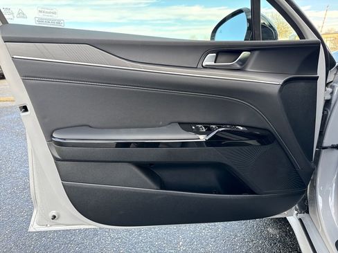 New 2026 Kia K5 GT-Line image 18