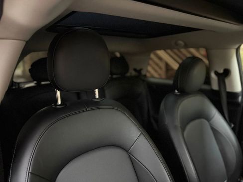 Used 2018 MINI Cooper 2-Door Hardtop image 23