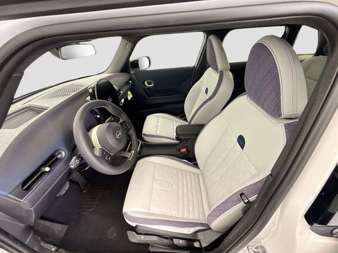 New 2026 MINI Cooper 4-Door Hardtop image 18