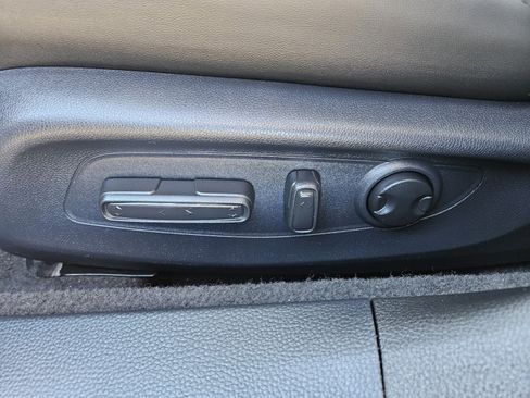 Used 2024 Honda Accord EX-L image 9