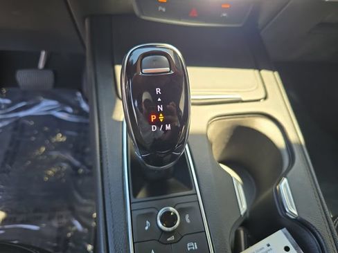 Certified 2024 Cadillac XT4 Premium Luxury AWD/4WD image 21