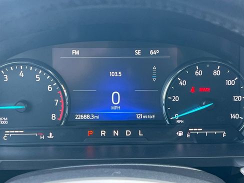 Certified 2022 Ford Explorer XLT w/ Equipment Group 202A image 27