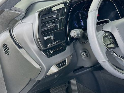 Used 2023 Lexus RX 350 FWD w/ Cold Area Package image 10