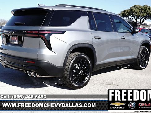 New 2026 Chevrolet Traverse LT w/ Midnight/Sport Edition image 7