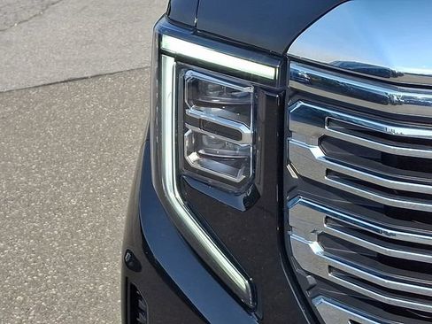 Used 2024 GMC Sierra 1500 Denali w/ Denali Reserve Package AWD/4WD image 30