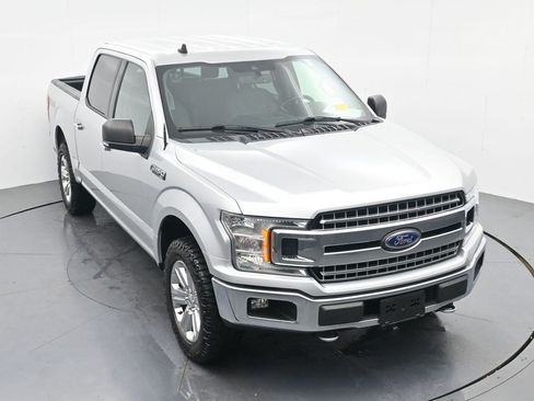 Used 2019 Ford F150 XLT w/ Equipment Group 302A Luxury AWD/4WD image 18