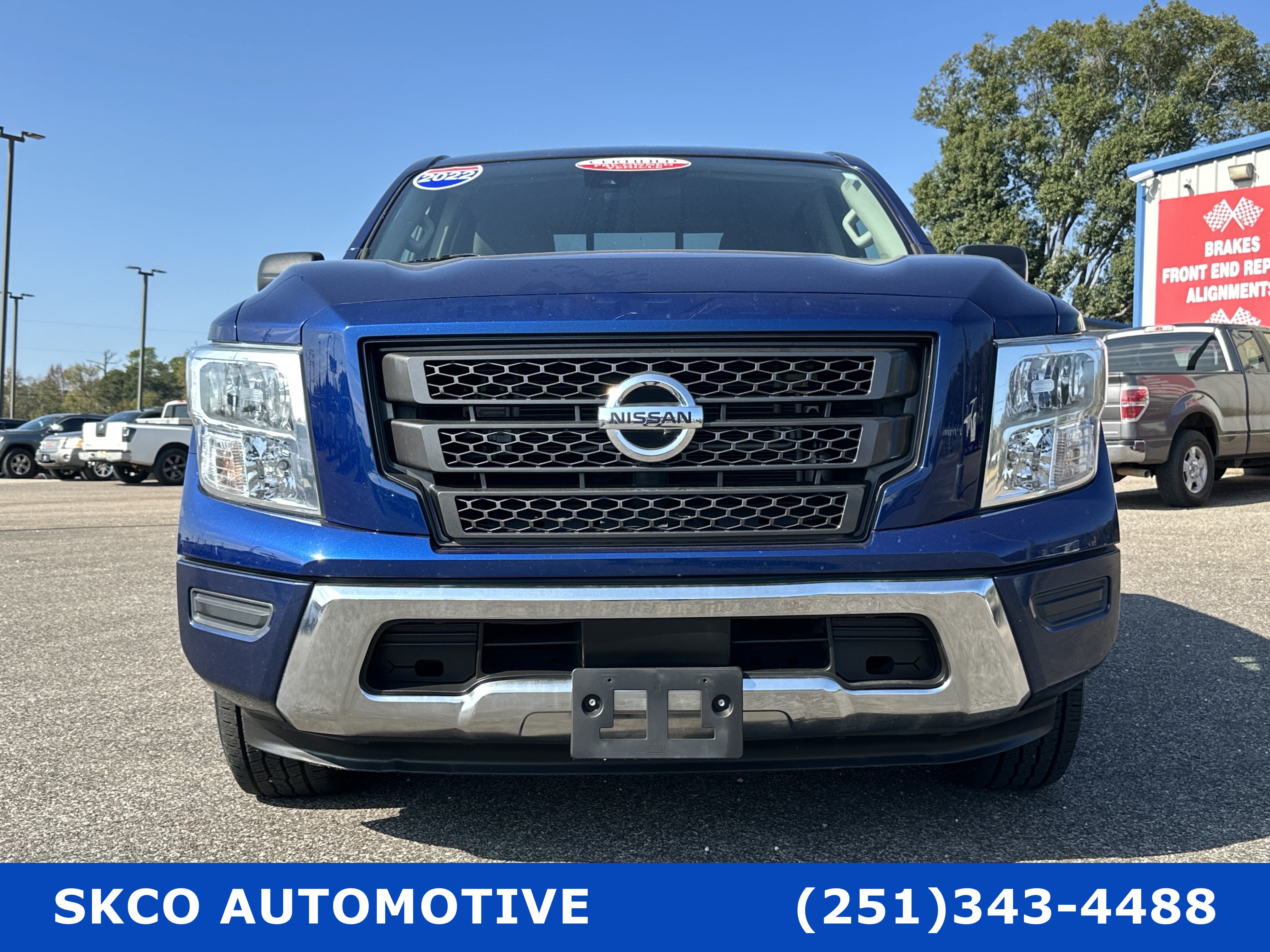 Used 2022 Nissan Titan SV RWD image 8