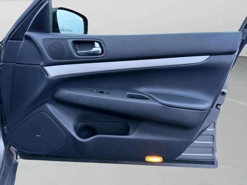 Used 2012 INFINITI G37 x Sedan w/ Premium Pkg image 16