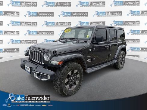 Used 2018 Jeep Wrangler Unlimited Sahara AWD/4WD image 1