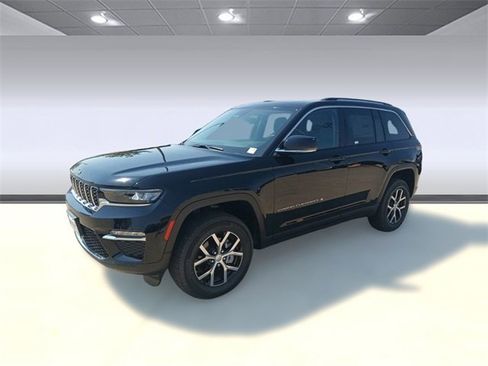 New 2023 Jeep Grand Cherokee Limited image 1