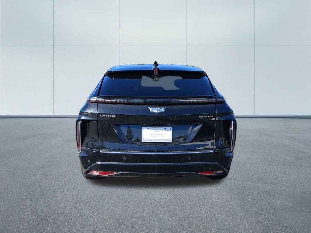 Certified 2024 Cadillac Lyriq Luxury AWD/4WD image 5