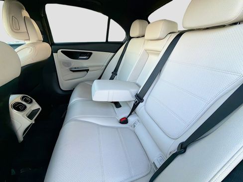 Used 2022 Mercedes-Benz C 300 Sedan image 20