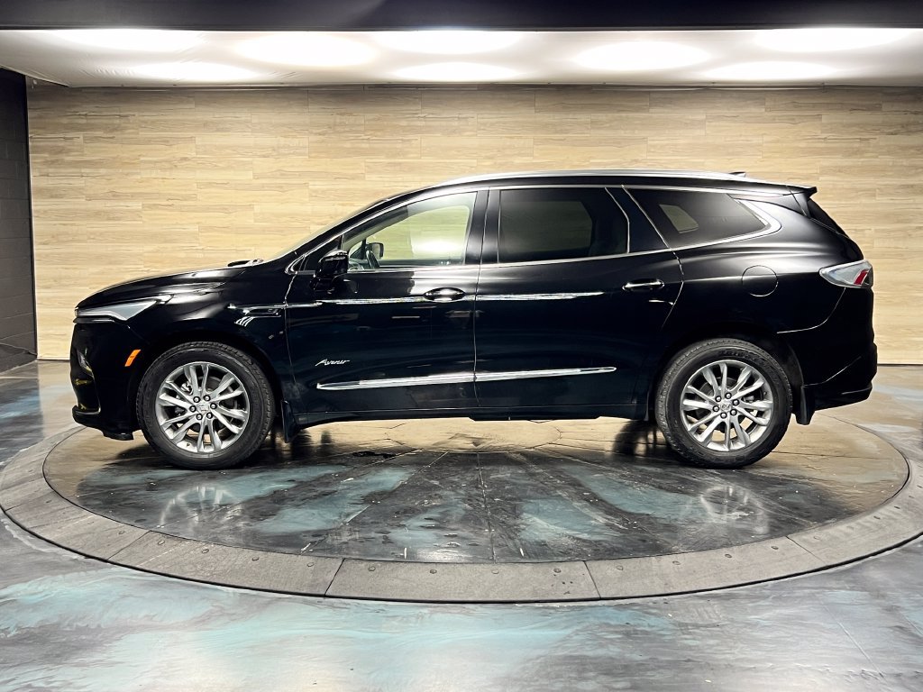 Used 2023 Buick Enclave Avenir w/ Avenir Technology Package AWD/4WD image 7
