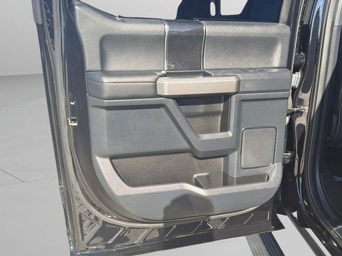 Used 2022 Ford F250 Platinum w/ Tremor Off-Road Package AWD/4WD image 16