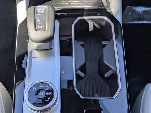 New 2026 Mitsubishi Outlander SE image 20