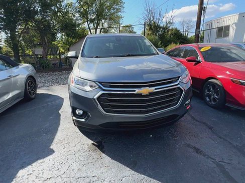 Certified 2020 Chevrolet Traverse LT image 2