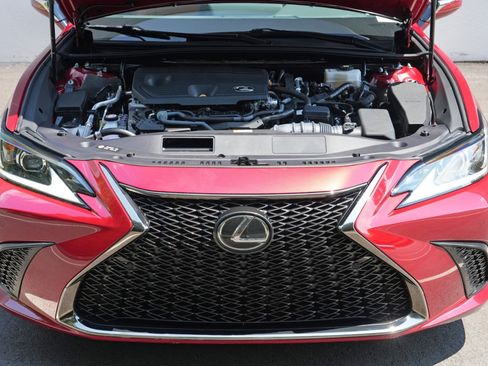 Used 2025 Lexus ES 300h F Sport FWD image 8