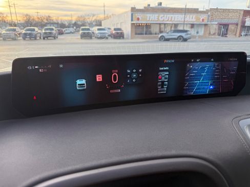 Used 2025 Ford Expedition Max King Ranch image 29