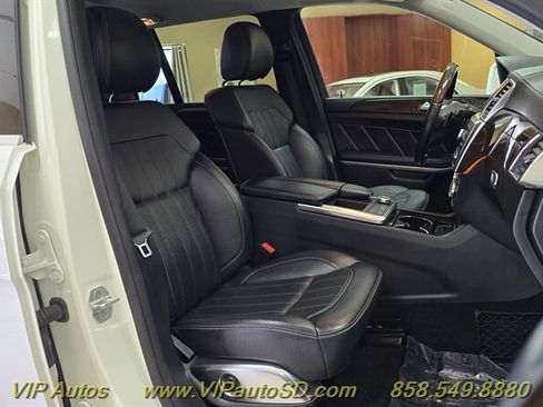 Used 2013 Mercedes-Benz GL 450 4MATIC image 16