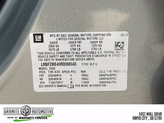 Used 2024 Buick Envision Preferred AWD/4WD image 29