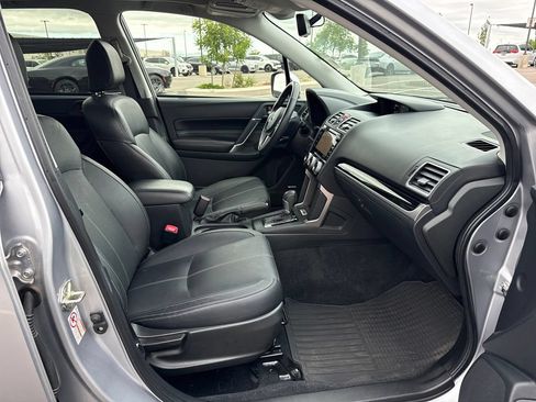 Used 2017 Subaru Forester 2.5i Touring AWD/4WD image 30