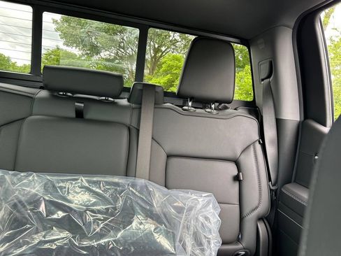 New 2026 GMC Sierra 1500 Denali w/ Denali Reserve Package AWD/4WD image 8