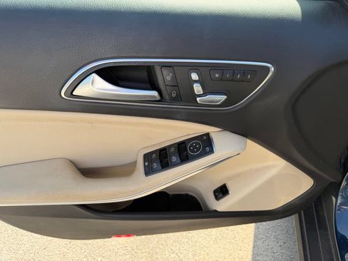 Used 2019 Mercedes-Benz GLA 250 image 23