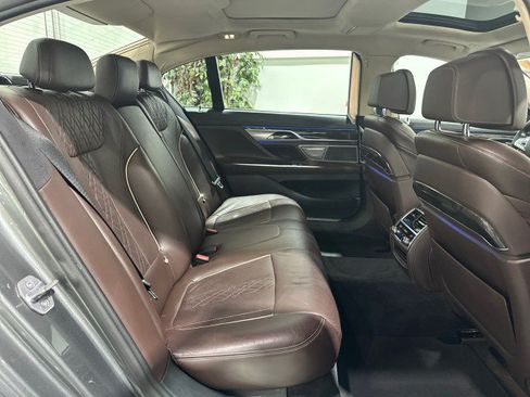 Used 2016 BMW 740i RWD image 35