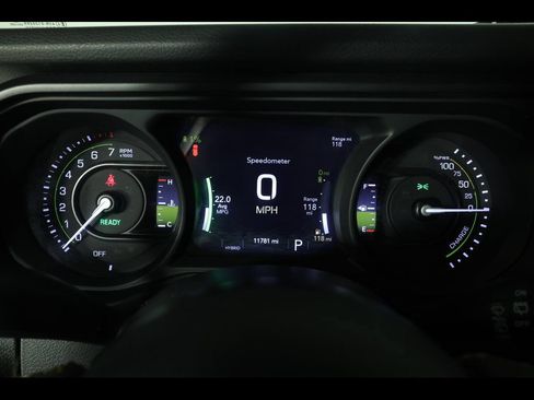 Used 2024 Jeep Wrangler Unlimited w/ Convenience Group AWD/4WD image 22