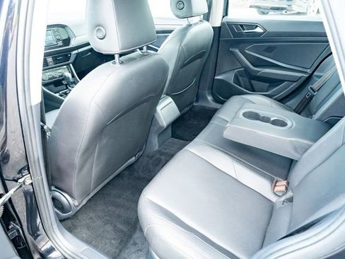 Used 2020 Volkswagen Jetta SE FWD image 29