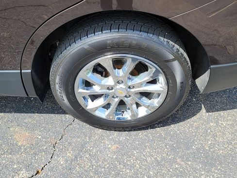 Used 2020 Chevrolet Equinox LT w/ Driver Convenience Package FWD image 8