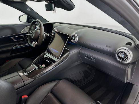 Used 2022 Mercedes-Benz SL 63 AMG 4MATIC image 30