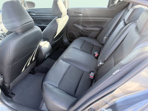 Used 2022 Nissan Altima 2.5 SR image 31