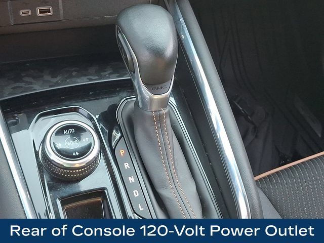Used 2024 GMC Canyon AT4 AWD/4WD image 11
