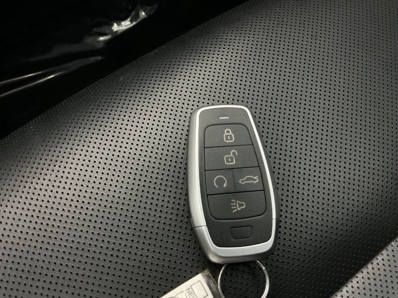 Used 2020 Kia Telluride S AWD/4WD image 43