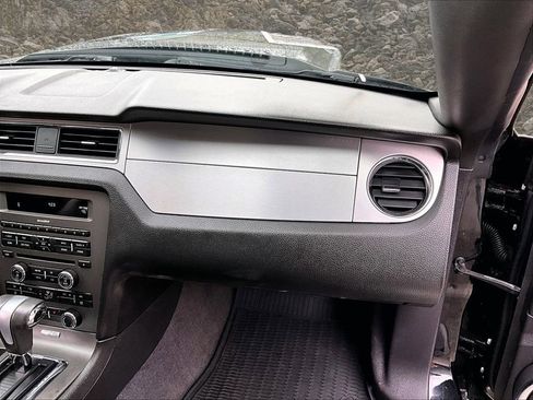 Used 2011 Ford Mustang GT Premium w/ Comfort Pkg image 15