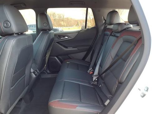 New 2026 Chevrolet Equinox RS FWD image 10