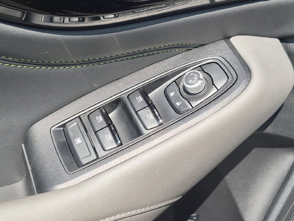 Used 2025 Subaru Outback Onyx Edition AWD/4WD image 13