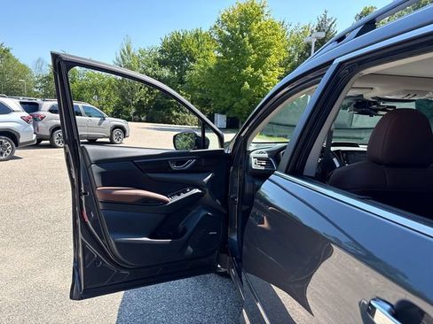 Used 2026 Subaru Ascent Touring AWD/4WD image 25