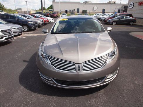 Used 2015 Lincoln MKZ AWD image 4