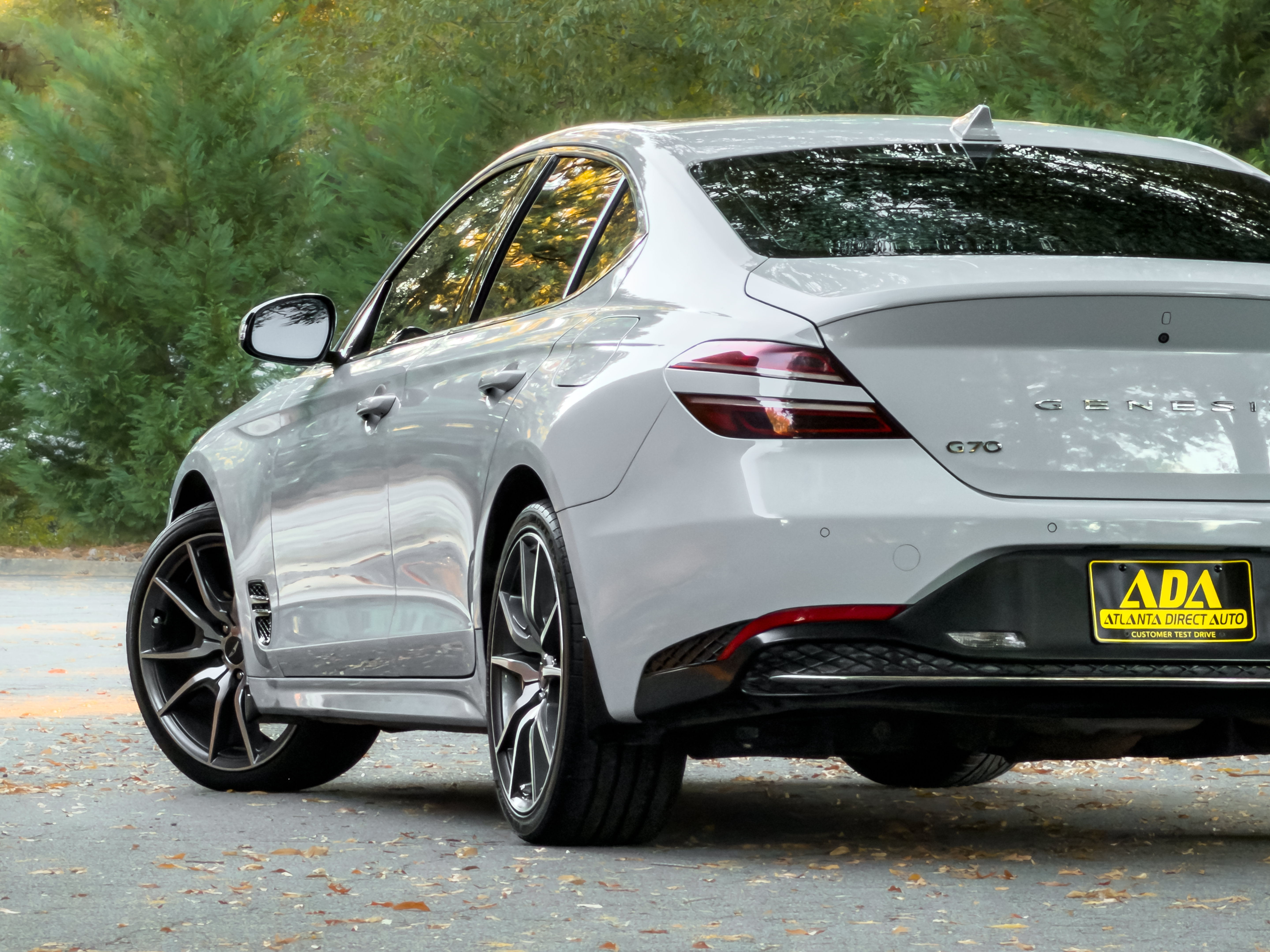 Used 2022 Genesis G70 2.0T w/ Prestige Package RWD image 29