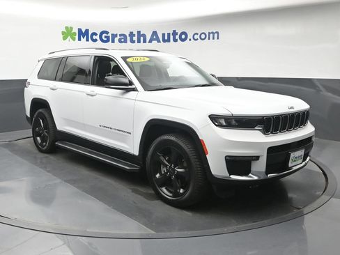 Used 2022 Jeep Grand Cherokee L Limited AWD/4WD image 2