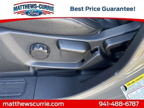 New 2025 Ford Bronco Badlands image 10