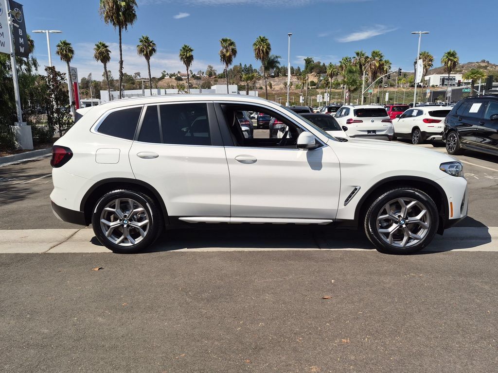 Certified 2024 BMW X3 xDrive30i w/ Convenience Package AWD/4WD image 3