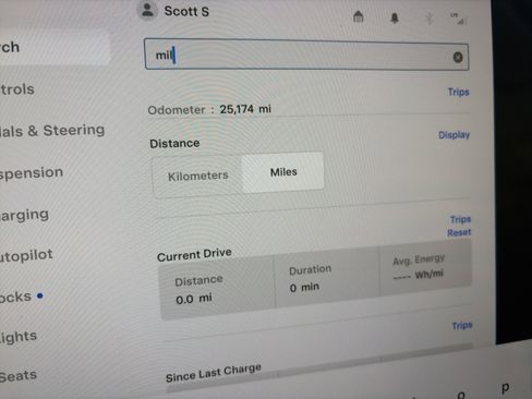 Used 2022 Tesla Model S Plaid image 34