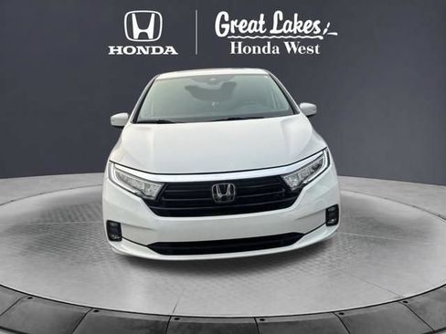 Used 2024 Honda Odyssey EX-L image 3