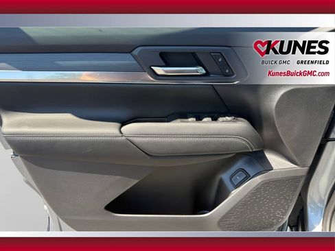 New 2027 GMC Terrain Elevation w/ Elevation Premium Package AWD/4WD image 21