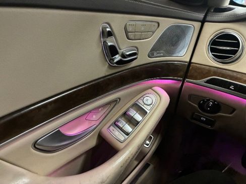 Used 2017 Mercedes-Benz S 550 4MATIC image 17