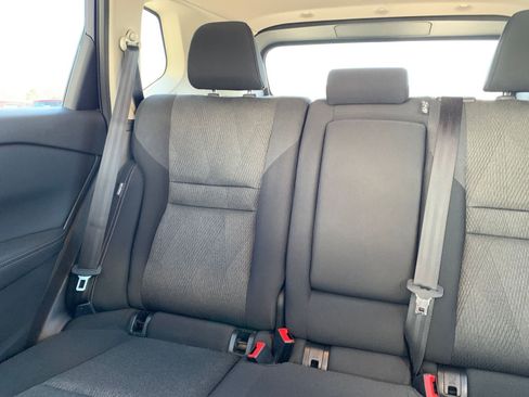 Used 2025 Nissan Rogue SV image 41